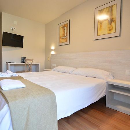 Hotel&Bar Ducay Олите Екстериор снимка