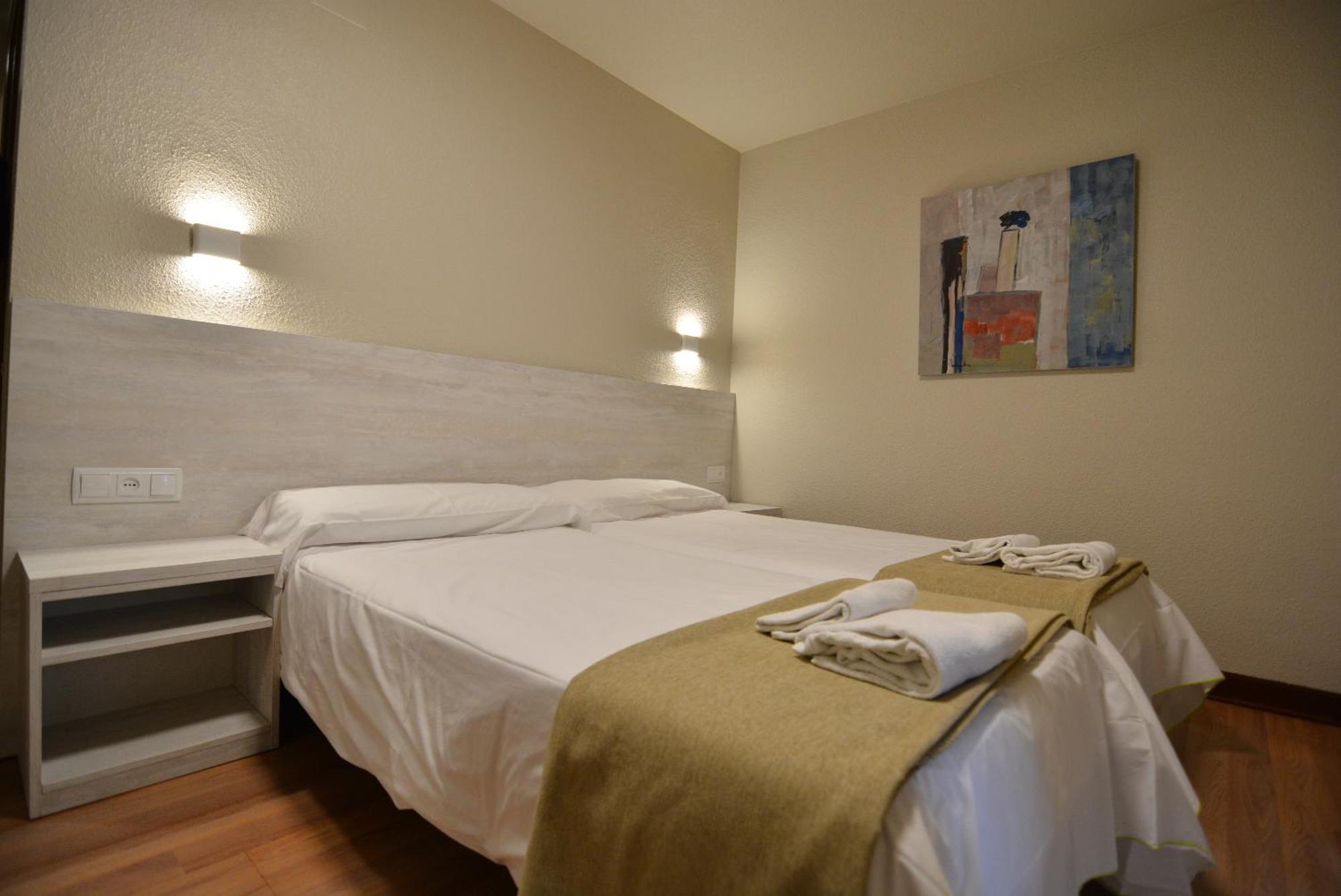 Hotel&Bar Ducay Олите Екстериор снимка