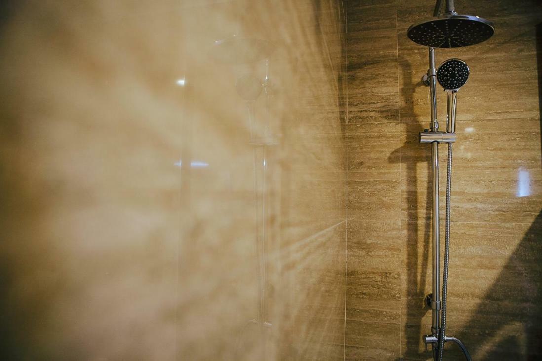 Hotel&Bar Ducay Олите Стая снимка
