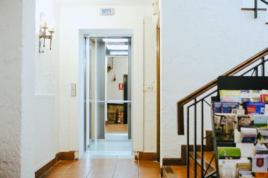 Hotel&Bar Ducay Олите Екстериор снимка